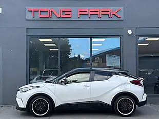 Used 2020 Toyota C-Hr Icon White - Interior and Exterior details 13