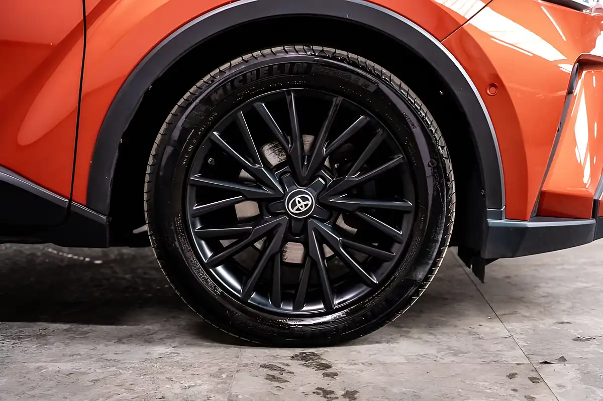 Used 2020 Toyota C-Hr Orange Edition Orange - Interior and Exterior details 17