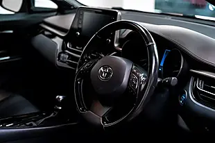 Used 2020 Toyota C-Hr Orange Edition Orange - Interior and Exterior details 7