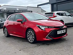 Used 2020 Toyota Corolla Design Red - Interior and Exterior details 6