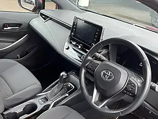 Used 2020 Toyota Corolla Design Red - Interior and Exterior details 8
