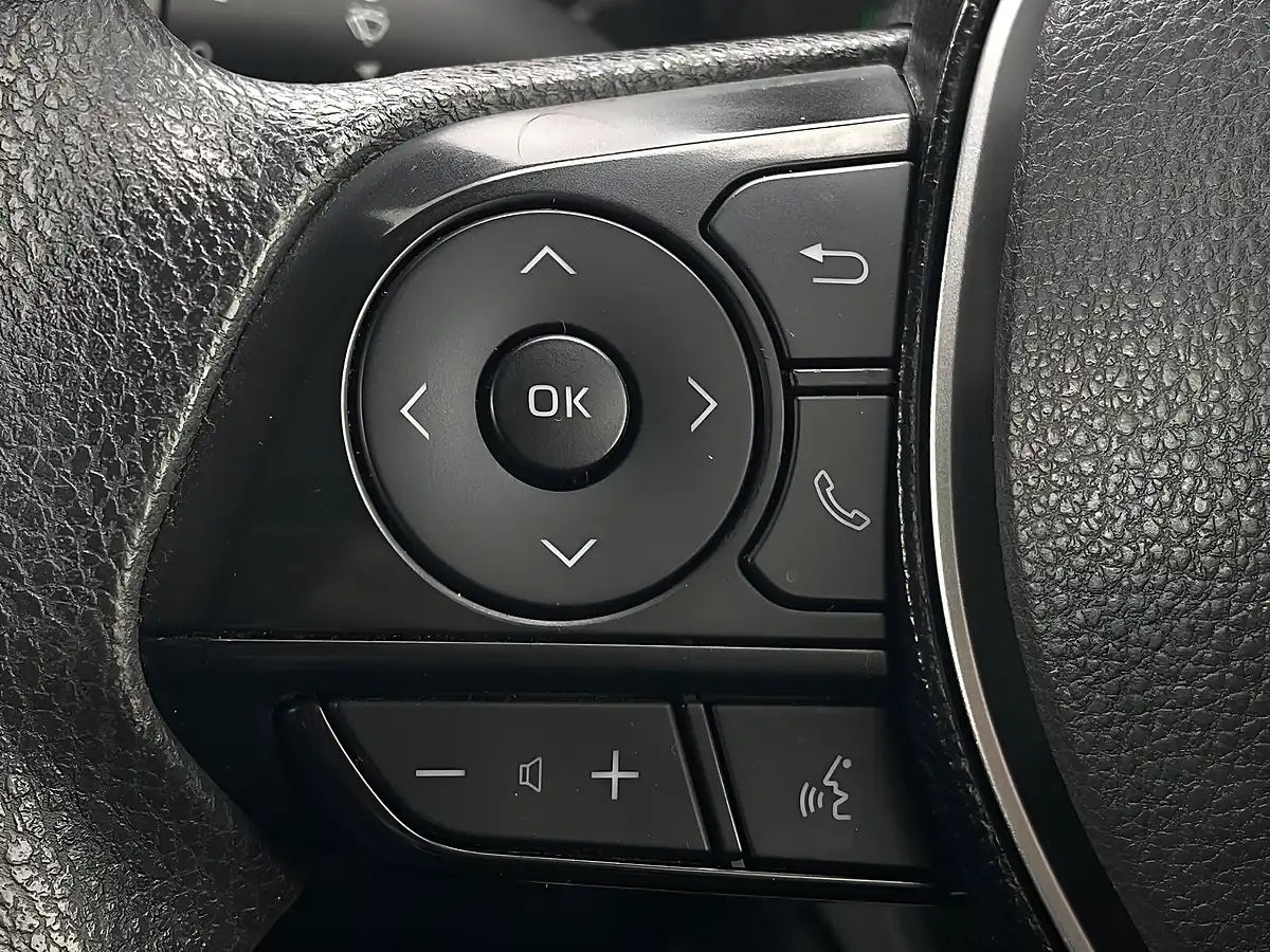 Used 2020 Toyota Corolla Design Touring Sports Silver - Interior and Exterior details 17