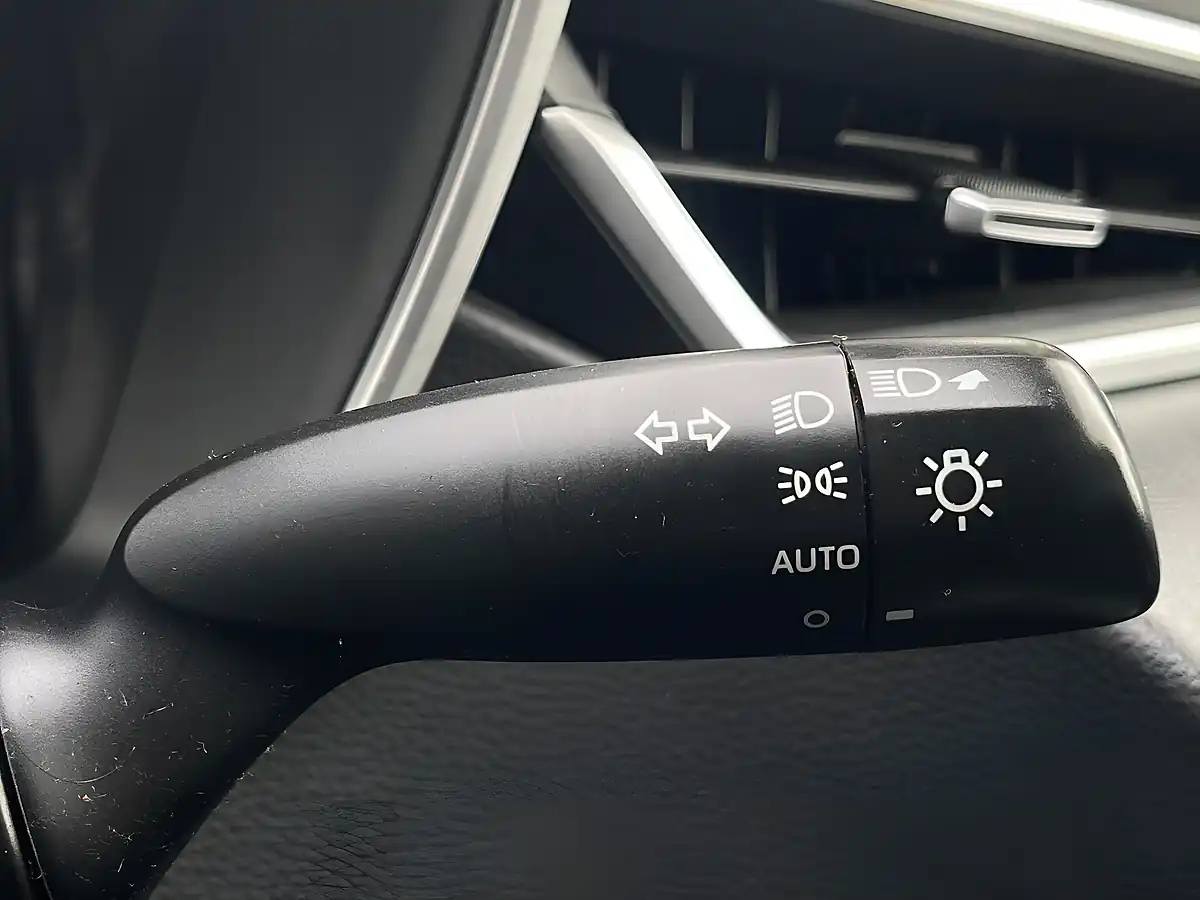 Used 2020 Toyota Corolla Design Touring Sports Silver - Interior and Exterior details 19