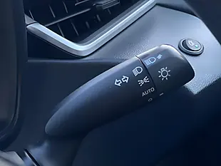 Used 2020 Toyota Corolla Design White - Interior and Exterior details 16