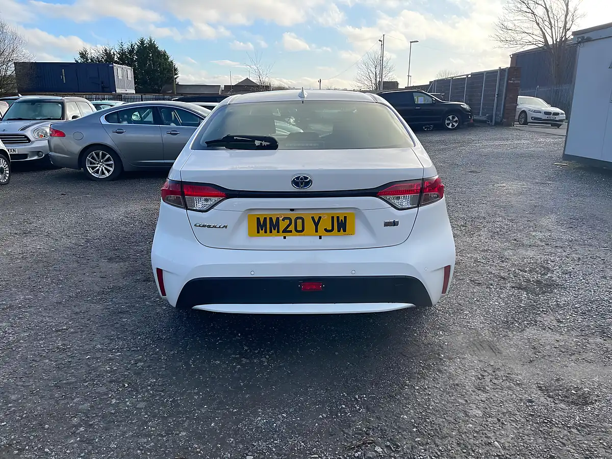 Used 2020 Toyota Corolla Design White - Interior and Exterior details 5