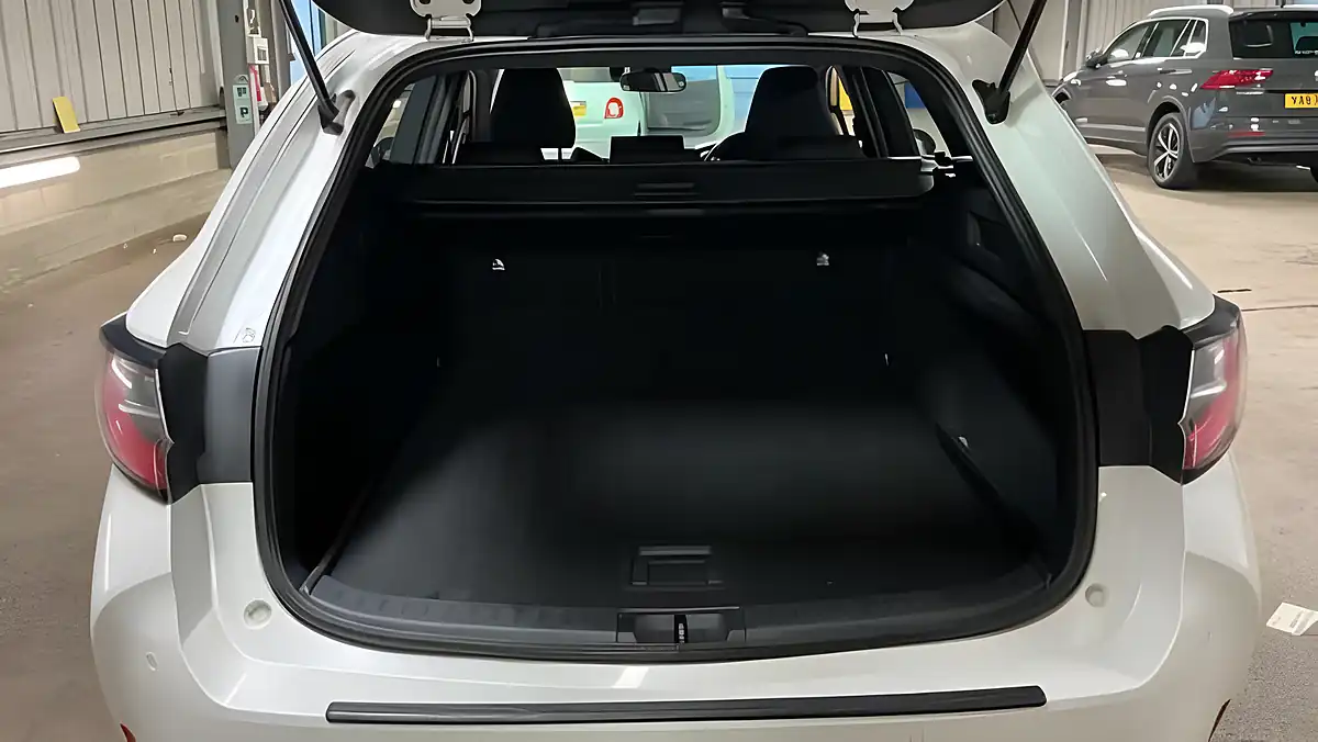 Used 2020 Toyota Corolla Icon Tech Touring Sports White - Interior and Exterior details 7