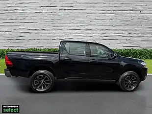 Used 2020 Toyota Hilux Active Black - Interior and Exterior details 11