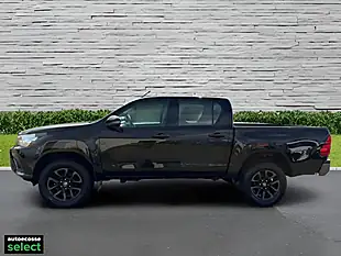 Used 2020 Toyota Hilux Active Black - Interior and Exterior details 6