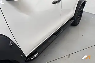 Used 2020 Toyota Hilux Active White - Interior and Exterior details 11