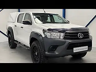 Used 2020 Toyota Hilux Active White - Interior and Exterior details 20