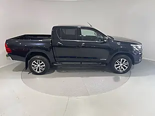 Used 2020 Toyota Hilux Hi-Luxury Invincible X Black - Interior and Exterior details 5