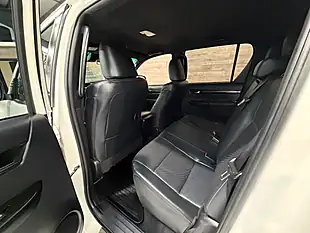 Used 2020 Toyota Hilux Invincible X White - Interior and Exterior details 11