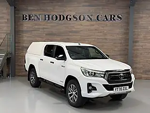 Used 2020 Toyota Hilux Invincible X White - Interior and Exterior details 2