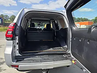 Used 2020 Toyota Land Cruiser Utility Silver - Interior and Exterior details 7