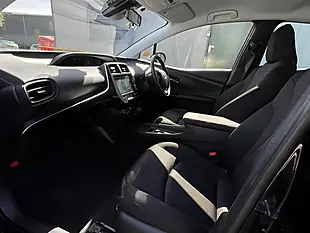 Used 2020 Toyota Prius Active Black - Interior and Exterior details 12