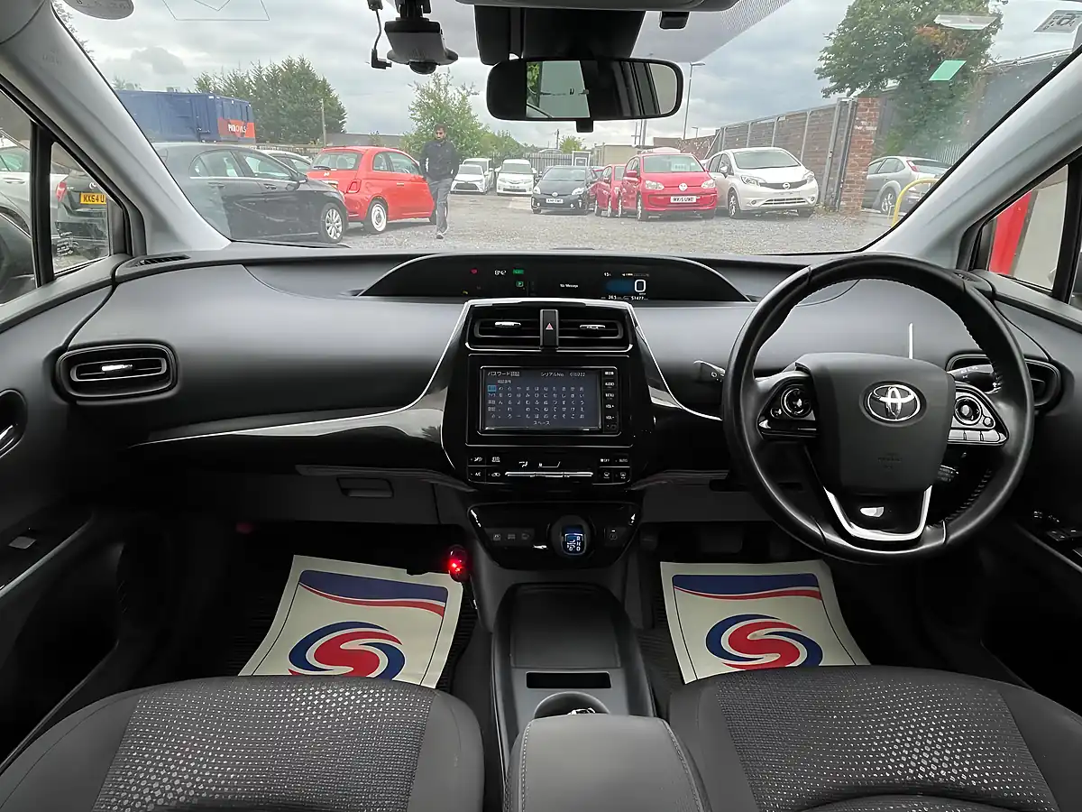 Used 2020 Toyota Prius Active Silver - Interior and Exterior details 13