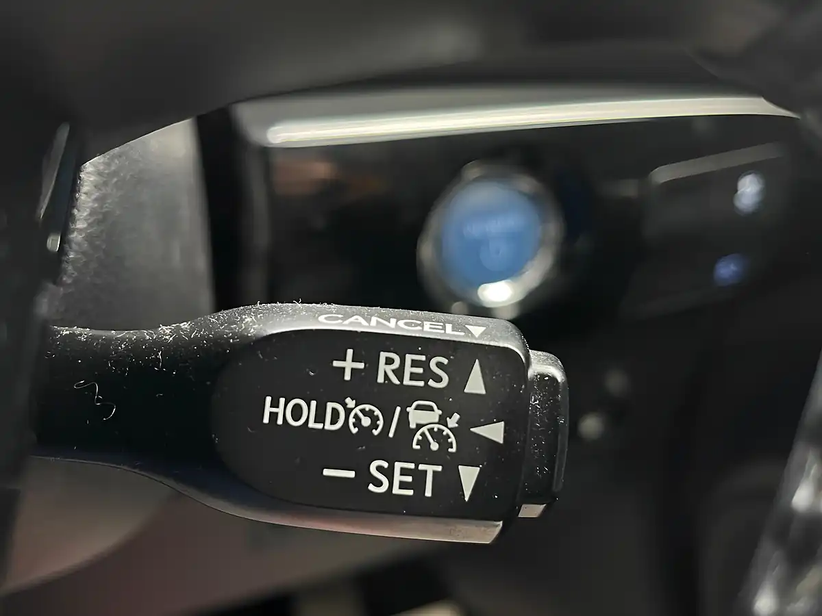 Used 2020 Toyota Prius Active Silver - Interior and Exterior details 19