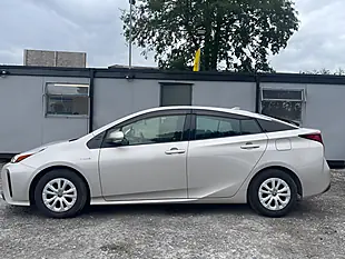 Used 2020 Toyota Prius Active Silver - Interior and Exterior details 4