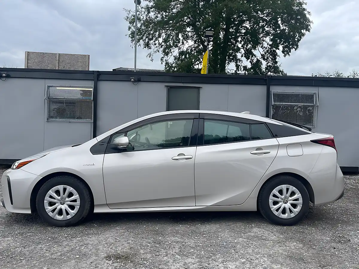 Used 2020 Toyota Prius Active Silver - Interior and Exterior details 4