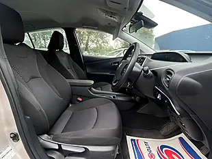 Used 2020 Toyota Prius Active Silver - Interior and Exterior details 9