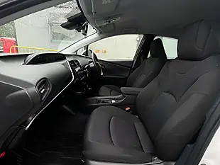 Used 2020 Toyota Prius Active White - Interior and Exterior details 13