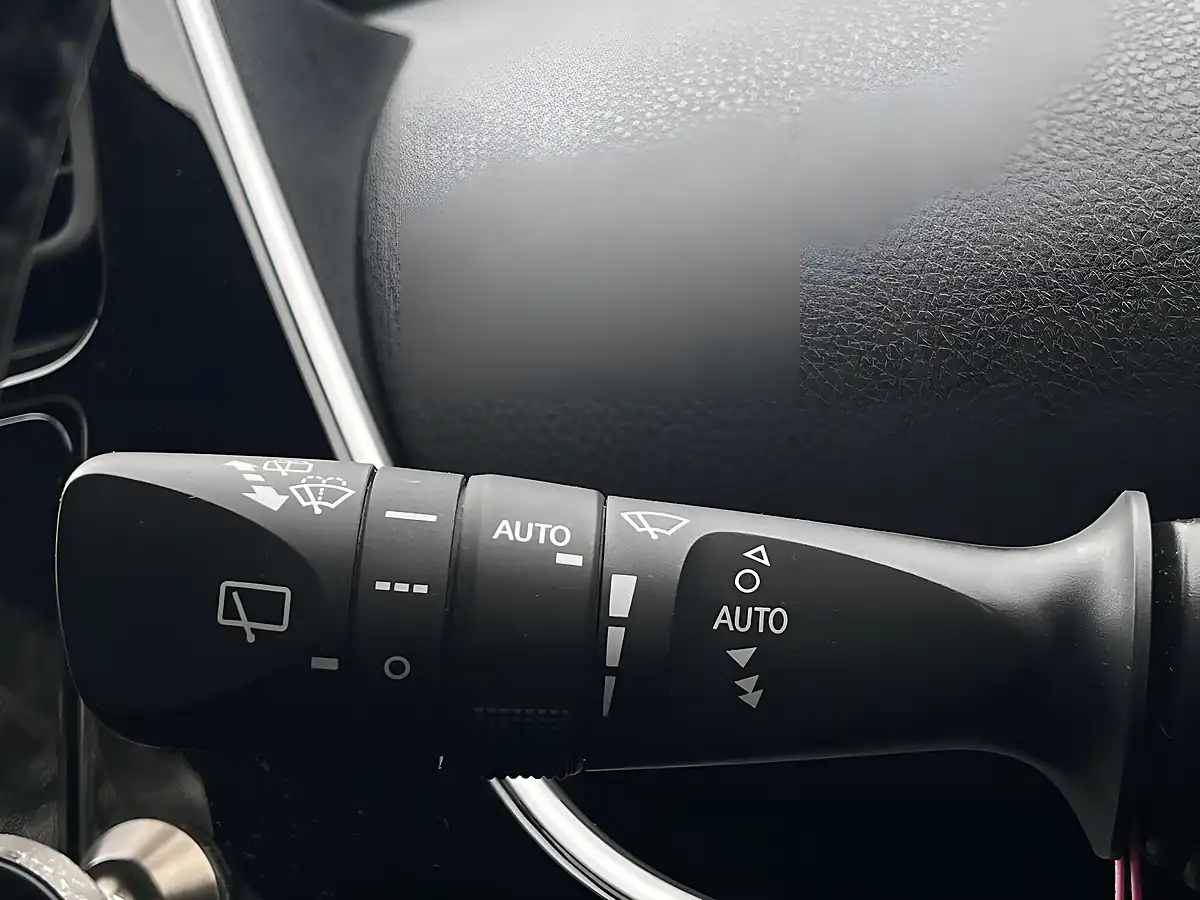 Used 2020 Toyota Prius Active White - Interior and Exterior details 18