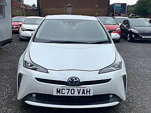 Used 2020 Toyota Prius Active White - Interior and Exterior details 2