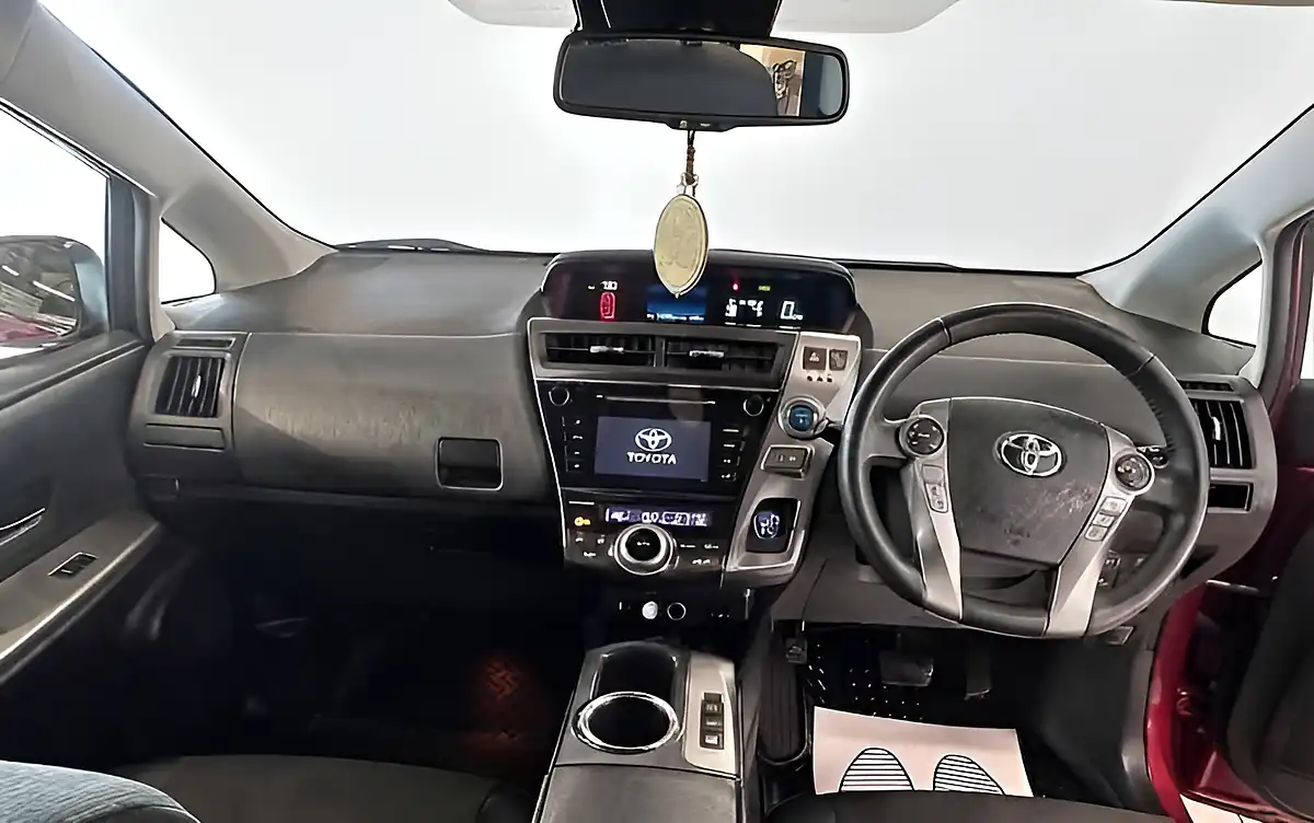 Used 2020 Toyota Prius Alpha Plus Excel Red - Interior and Exterior details 10