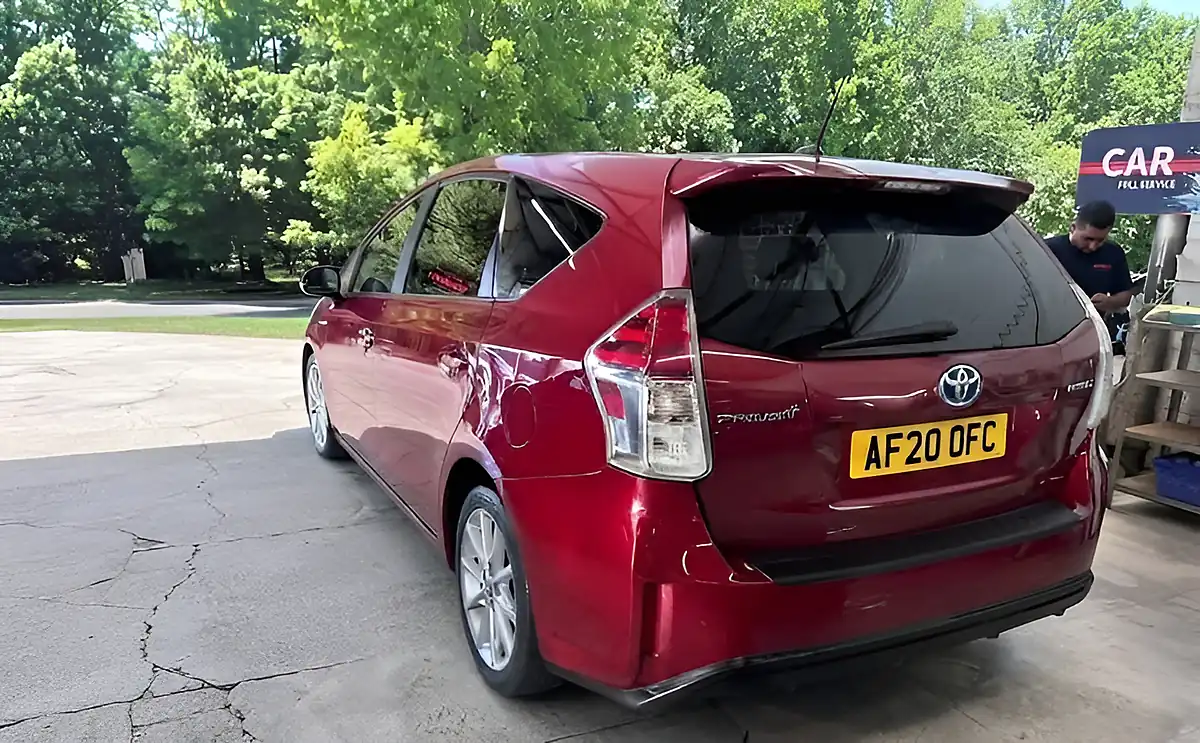 Used 2020 Toyota Prius Alpha Plus Excel Red - Interior and Exterior details 4