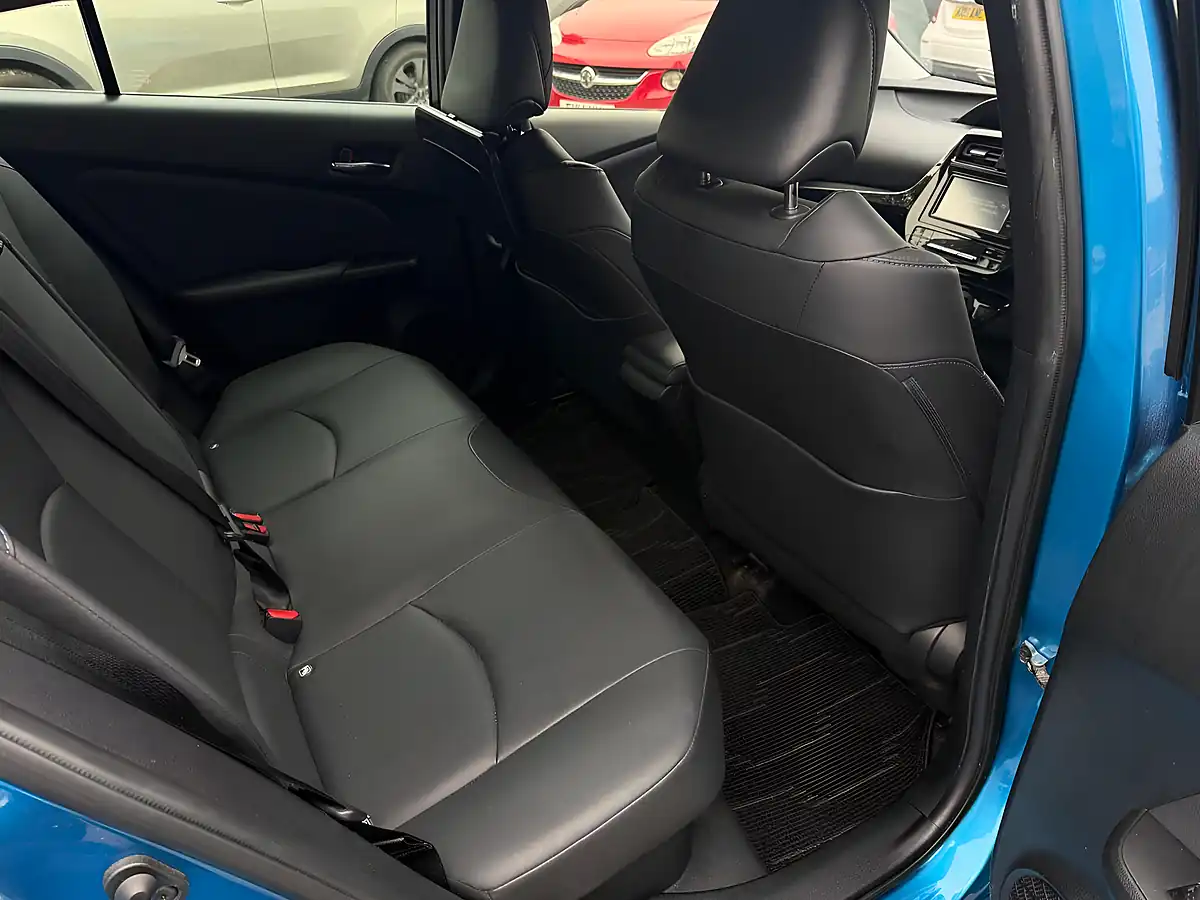 Used 2020 Toyota Prius Business Edition Blue - Interior and Exterior details 11