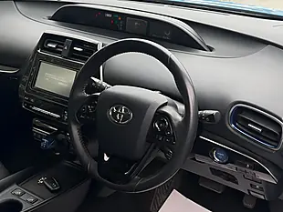 Used 2020 Toyota Prius Business Edition Blue - Interior and Exterior details 16