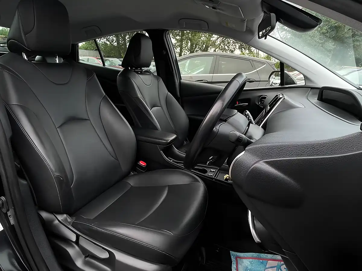 Used 2020 Toyota Prius Business Edition Plus Black - Interior and Exterior details 10