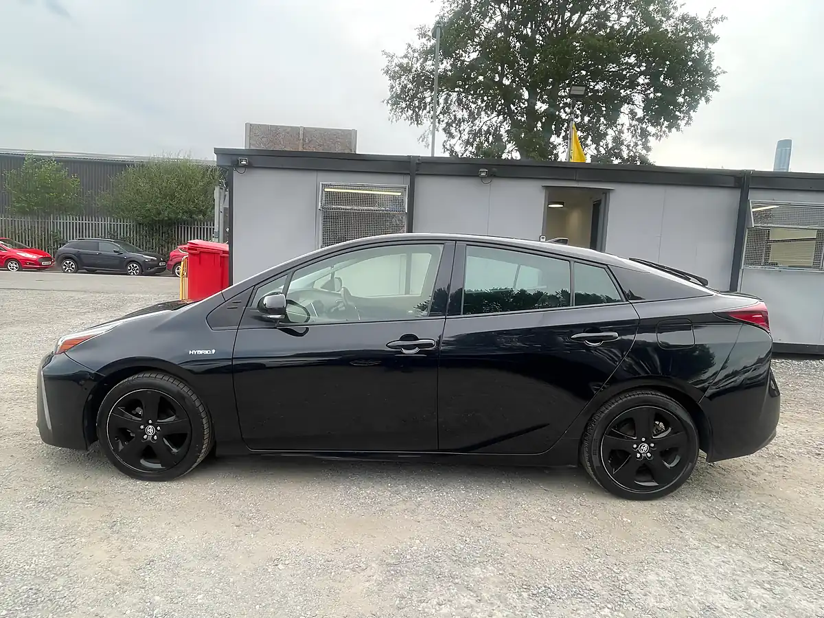 Used 2020 Toyota Prius Business Edition Plus Black - Interior and Exterior details 4