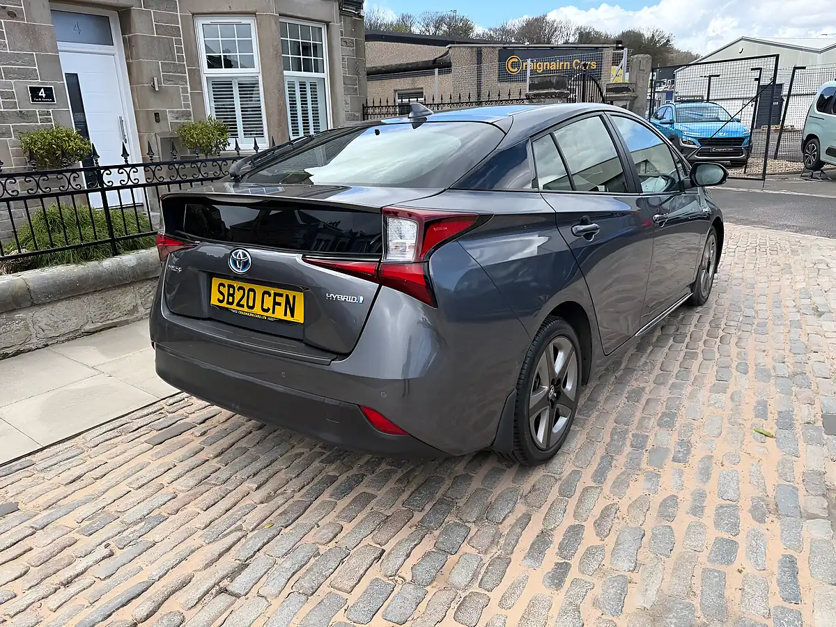 Used 2020 Toyota Prius Excel Decuma Grey - Interior and Exterior details 11