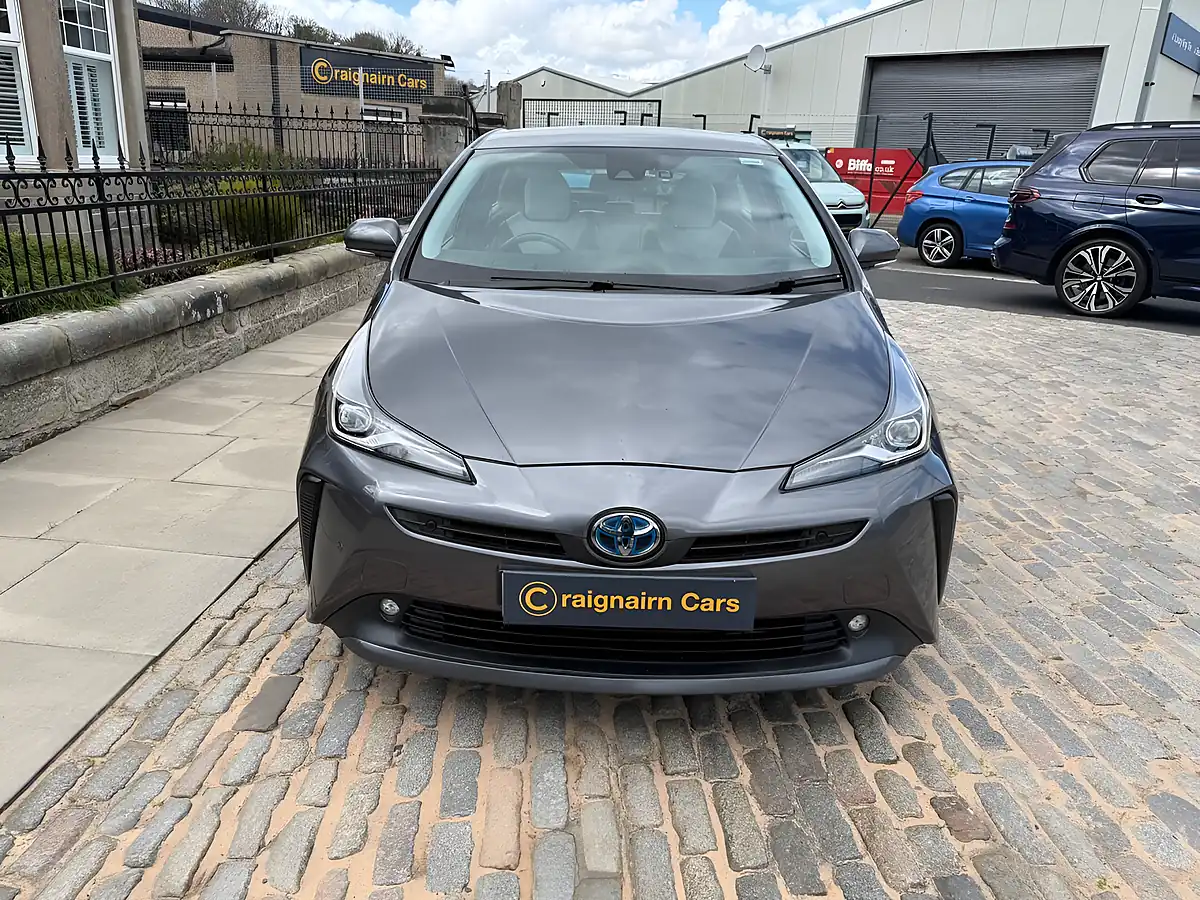 Used 2020 Toyota Prius Excel Decuma Grey - Interior and Exterior details 13