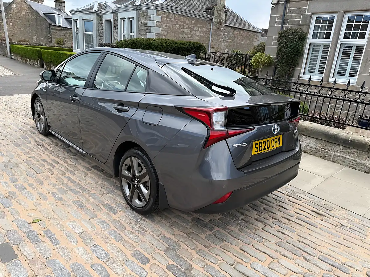 Used 2020 Toyota Prius Excel Decuma Grey - Interior and Exterior details 5