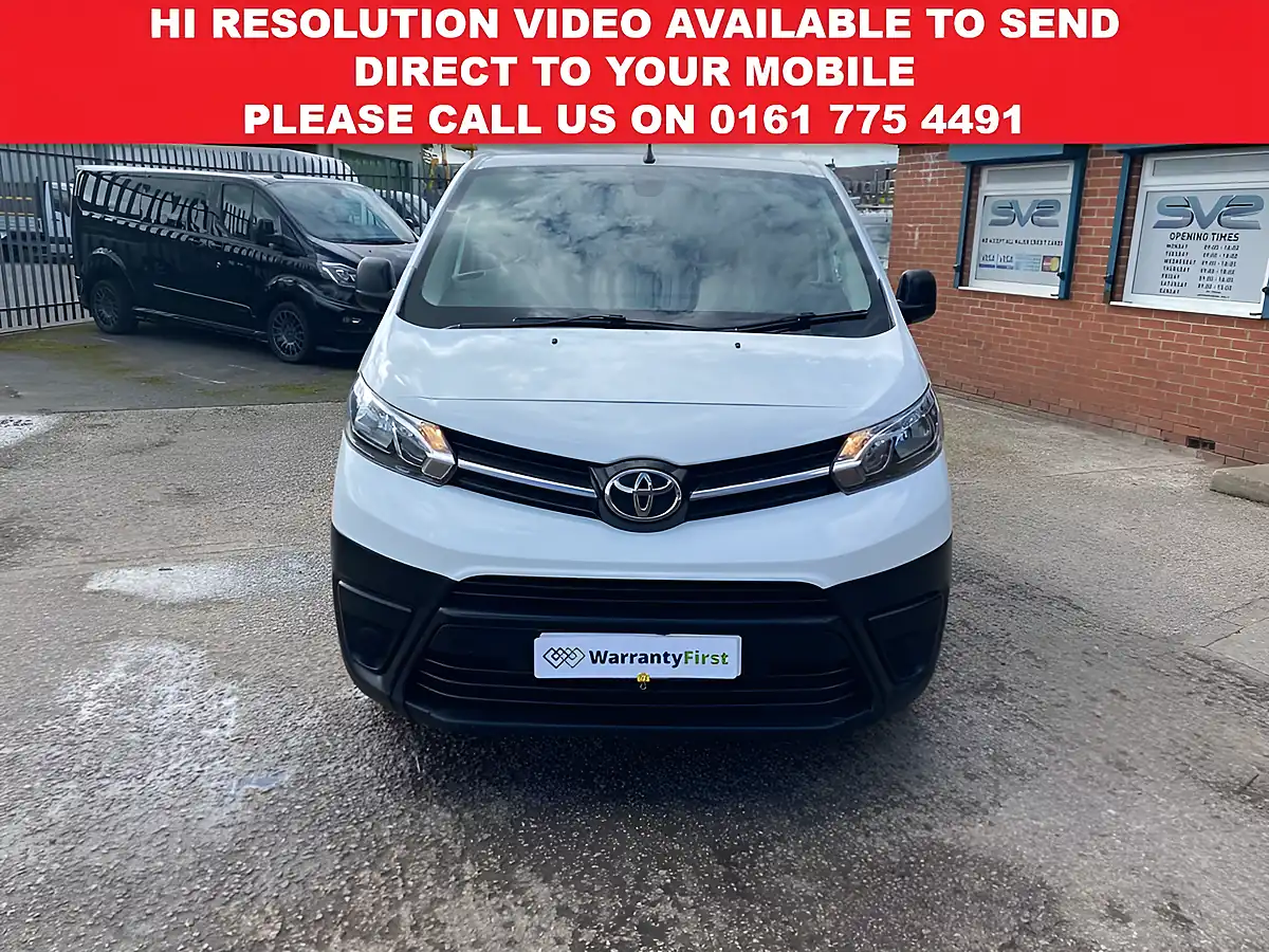 Used 2020 Toyota Proace Icon White - Interior and Exterior details 3