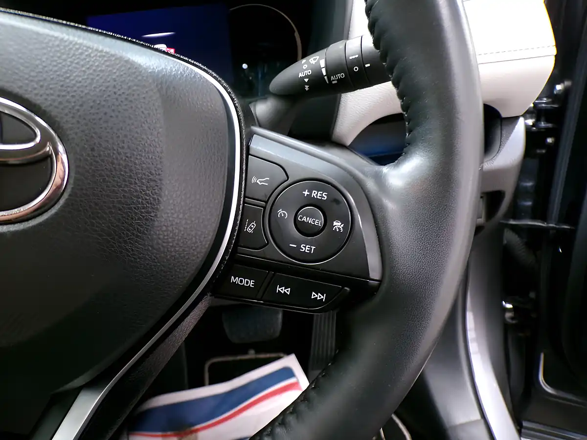 Used 2020 Toyota RAV-4 Excel Grey - Interior and Exterior details 15
