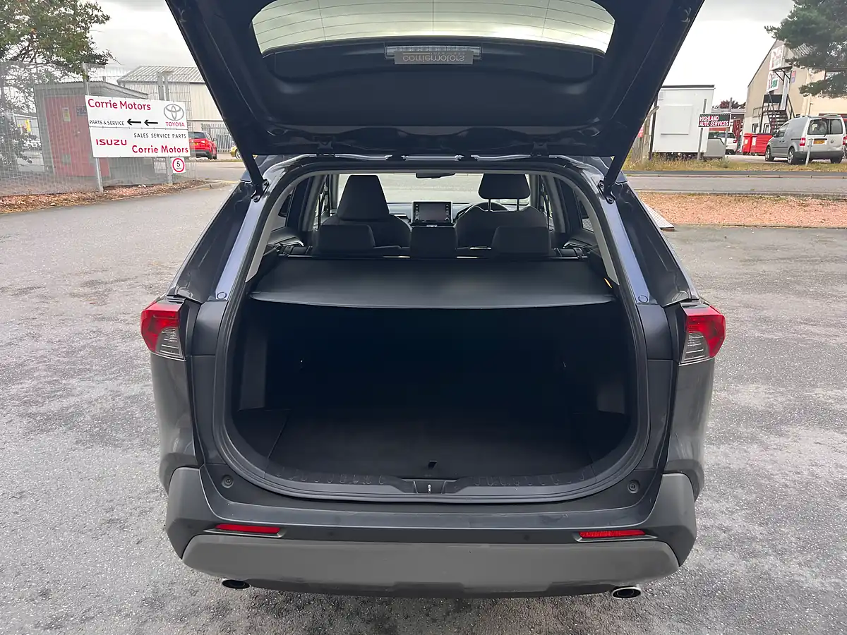 Used 2020 Toyota RAV4 Design Grey - Interior and Exterior details 10