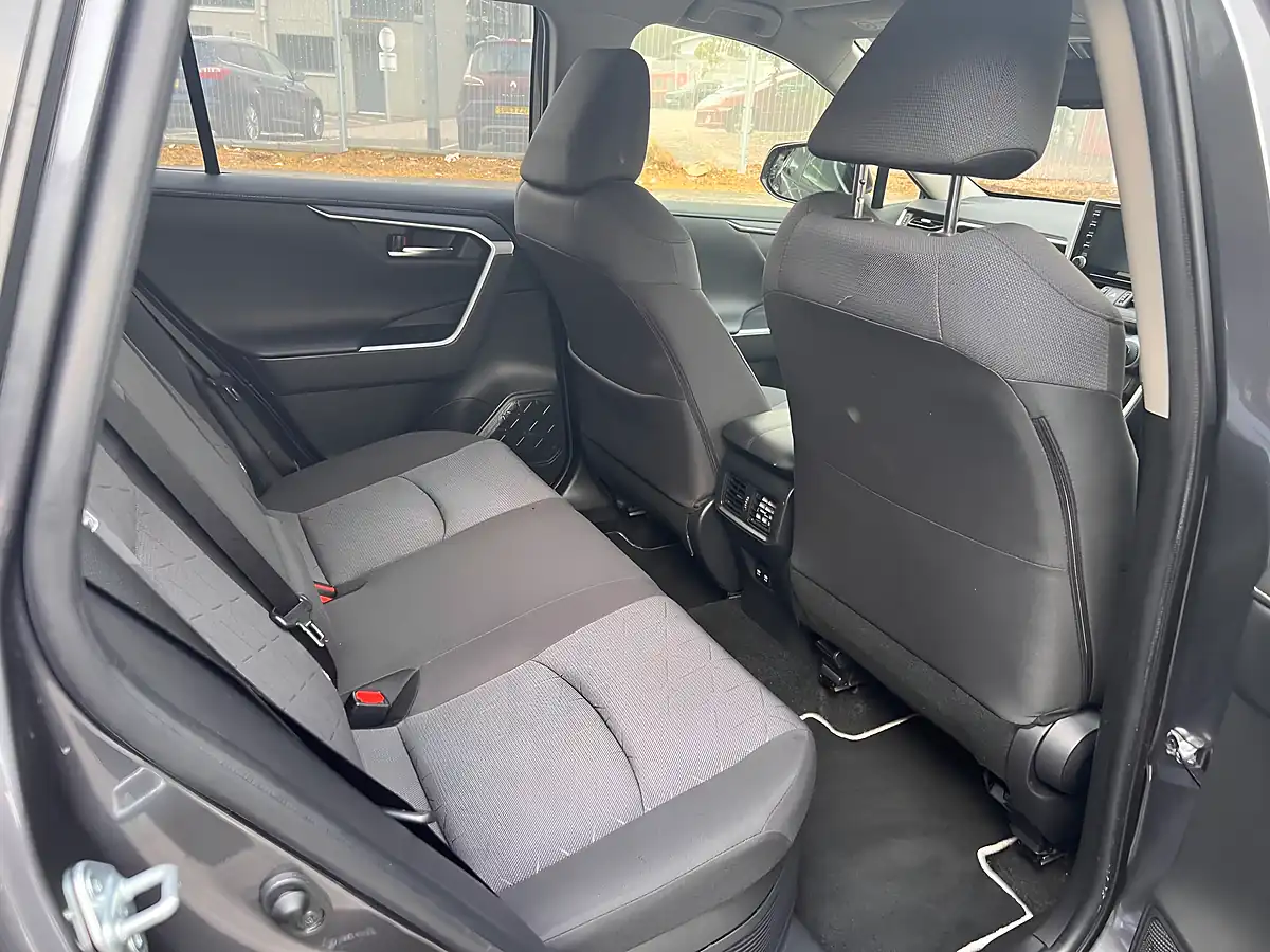 Used 2020 Toyota RAV4 Design Grey - Interior and Exterior details 13