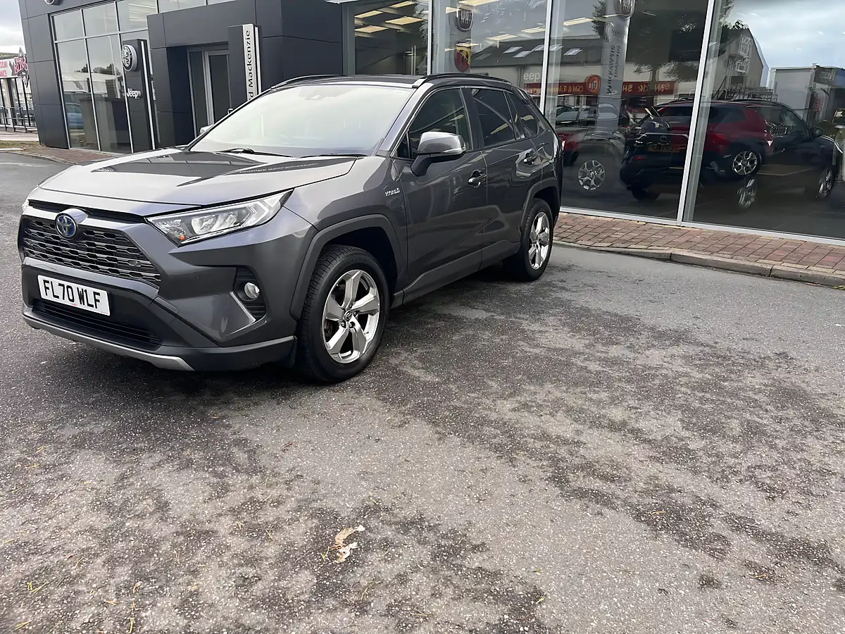 Used 2020 Toyota RAV4 Design Grey - Interior and Exterior details 2