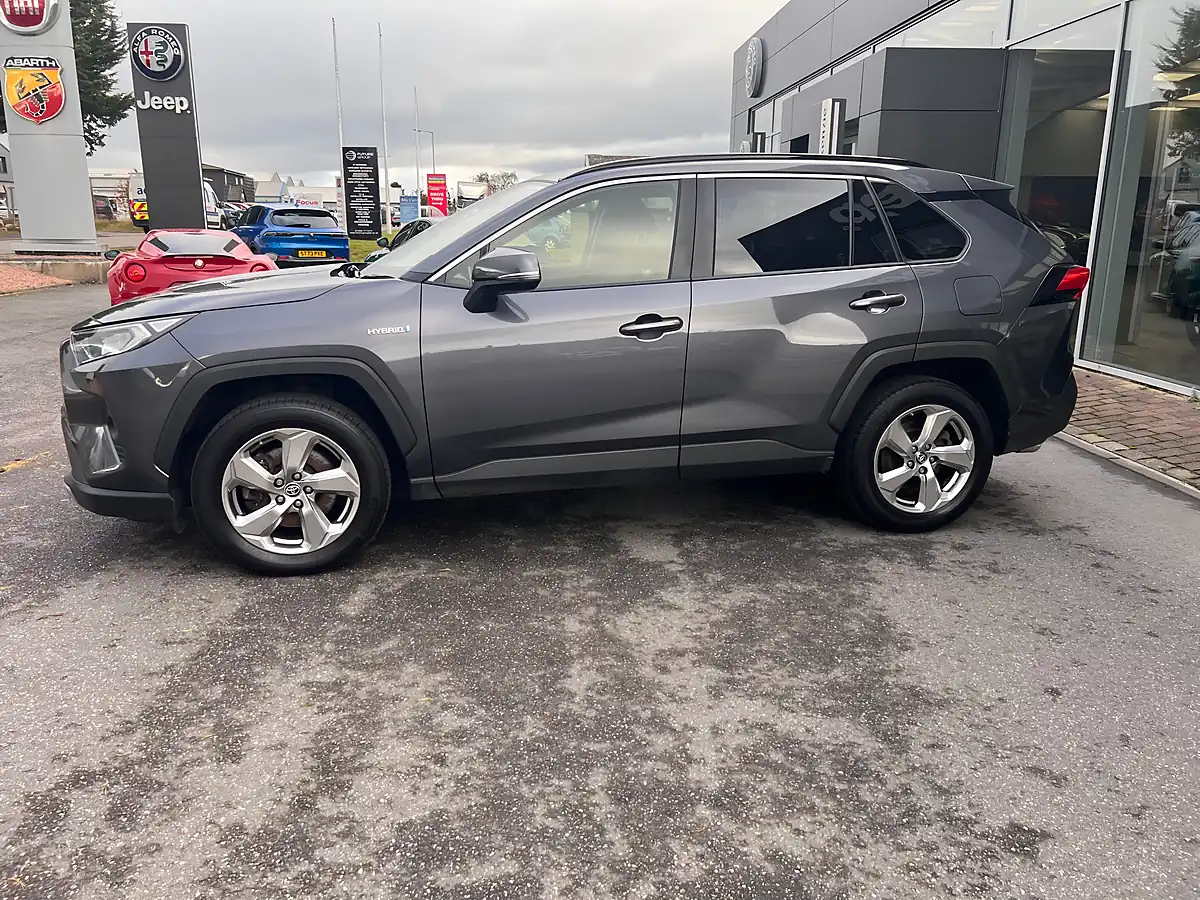 Used 2020 Toyota RAV4 Design Grey - Interior and Exterior details 4