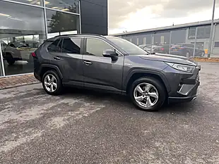 Used 2020 Toyota RAV4 Design Grey - Interior and Exterior details 9
