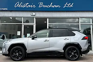 Used 2020 Toyota RAV4 Dynamic Silver - Interior and Exterior details 2