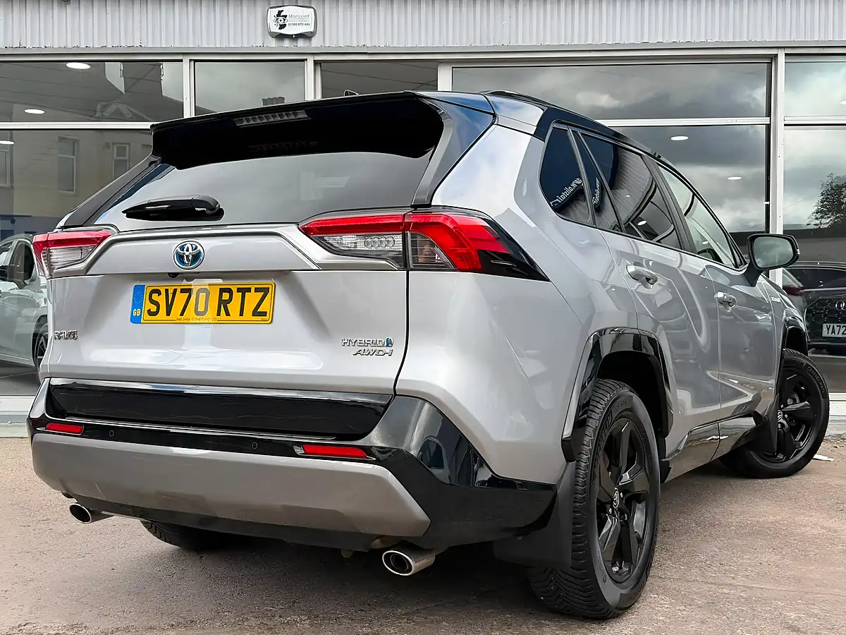 Used 2020 Toyota RAV4 Dynamic Silver - Interior and Exterior details 3
