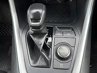 Used 2020 Toyota RAV4 Dynamic Silver - Interior and Exterior details 6