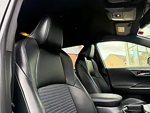 Used 2020 Toyota RAV4 Dynamic Silver - Interior and Exterior details 9