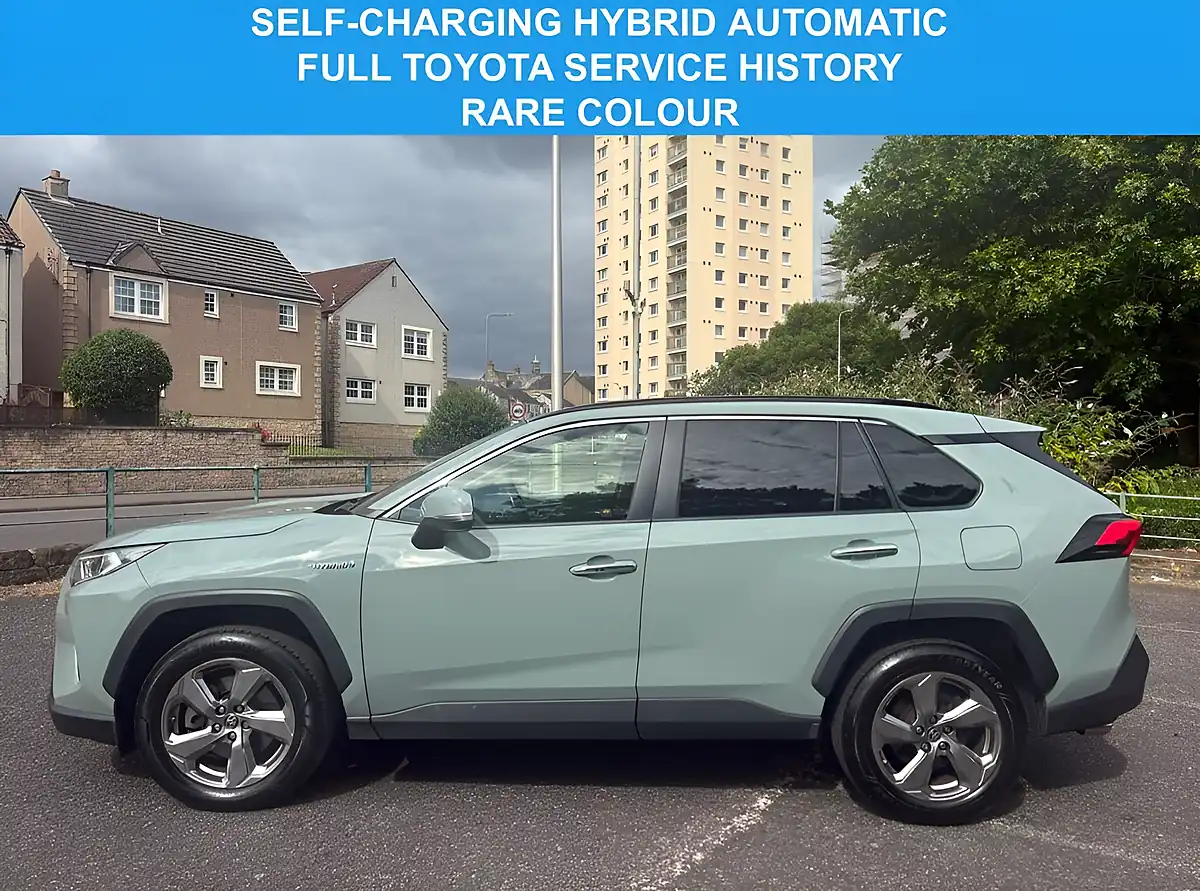 Used 2020 Toyota Rav4 Excel Green - Front View