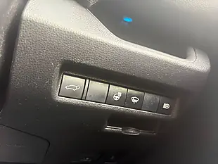 Used 2020 Toyota Rav4 Excel Green - Interior and Exterior details 3