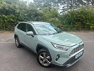Used 2020 Toyota Rav4 Excel Green - Interior and Exterior details 5
